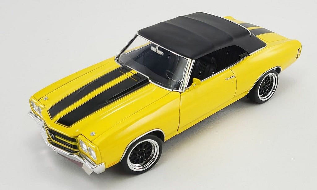 Acme 1/18 1970 Yellow /Black Stripes Chevrolet Chevelle Convertible Diecast Model - Hobbytech Toys