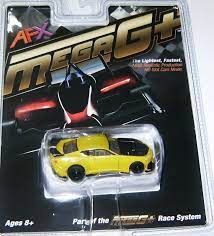 AFX 22075 2021 Camaro 1LE Shock Yellow - Hobbytech Toys