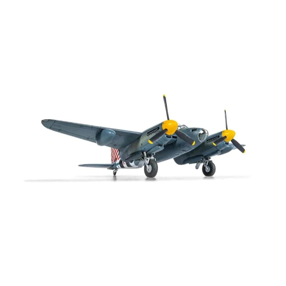 Airfix 04065 1/72 de Havilland Mosquito PR.XVI Plastic Model Kit - Hobbytech Toys