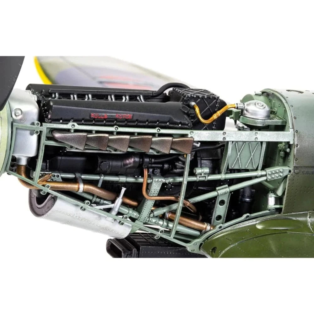 Airfix 17001 1/24 Supermarine Spitfire MK.IXC Plastic Model Kit - Hobbytech Toys