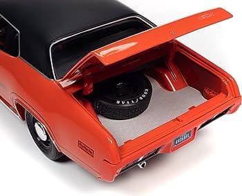 AutoWorld 1/18 1971 Plymouth GTX Hard Top Diecast Model - Hobbytech Toys