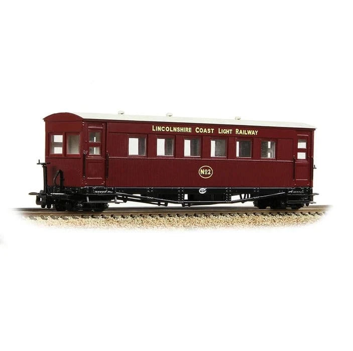 Bachmann 394 - 028 OO - 9 Gloucester Bogie Coach Lincolnshire Coast L.R Maroon No.2 - Hobbytech Toys