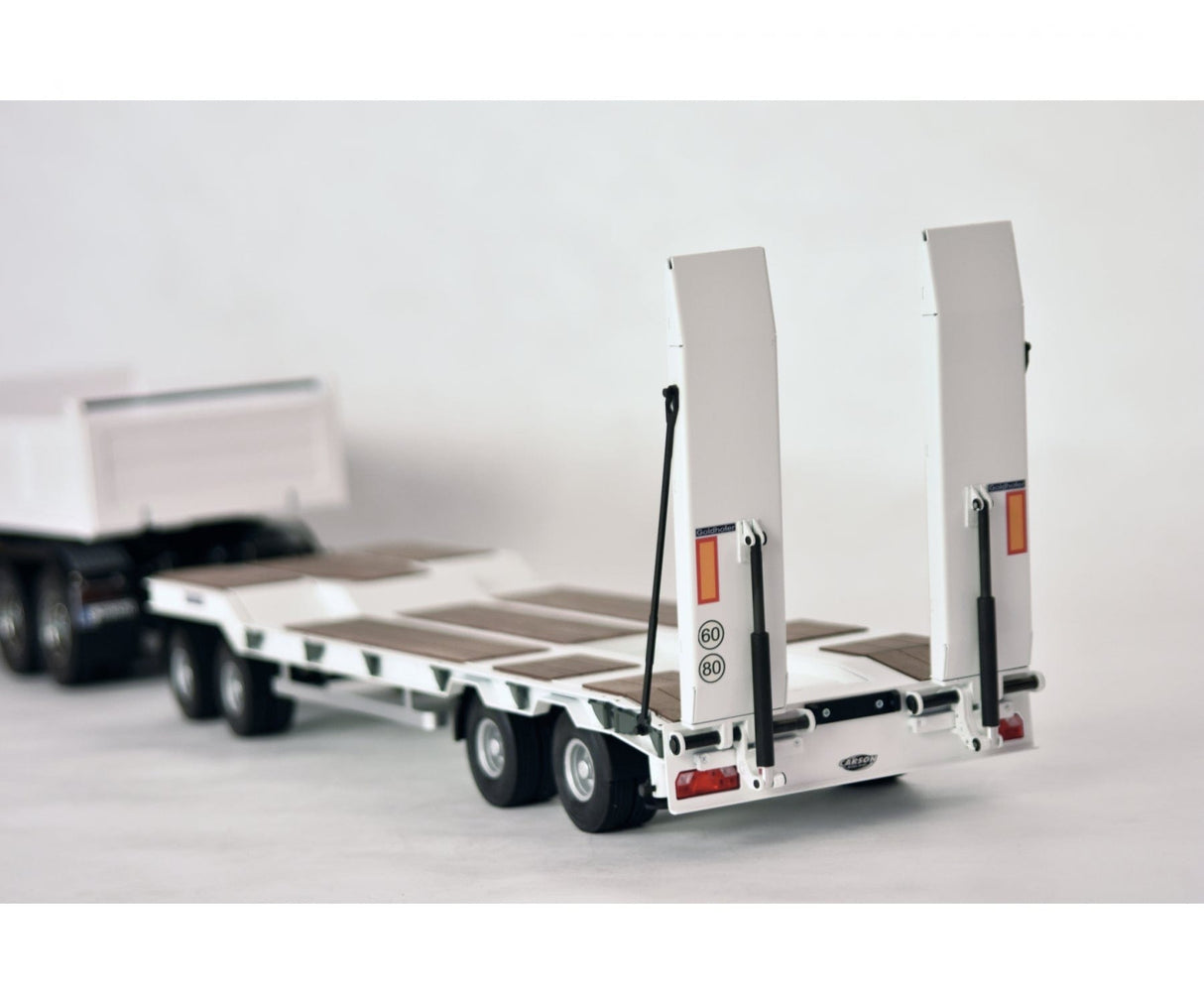 Carson 1/14 Goldhofer TU4 Low Loader (4 Axle) - Hobbytech Toys
