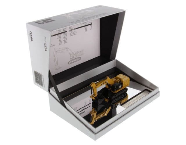 Cat 1/125 390F L Hydraulic Excavator Elite Series Diecast Model