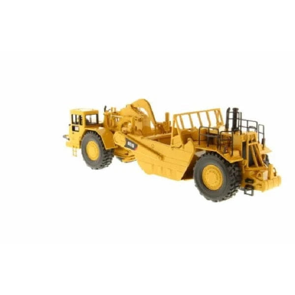 Cat 1/50 657G Wheel Tractor Scraper Core Classic Series Diecast Model