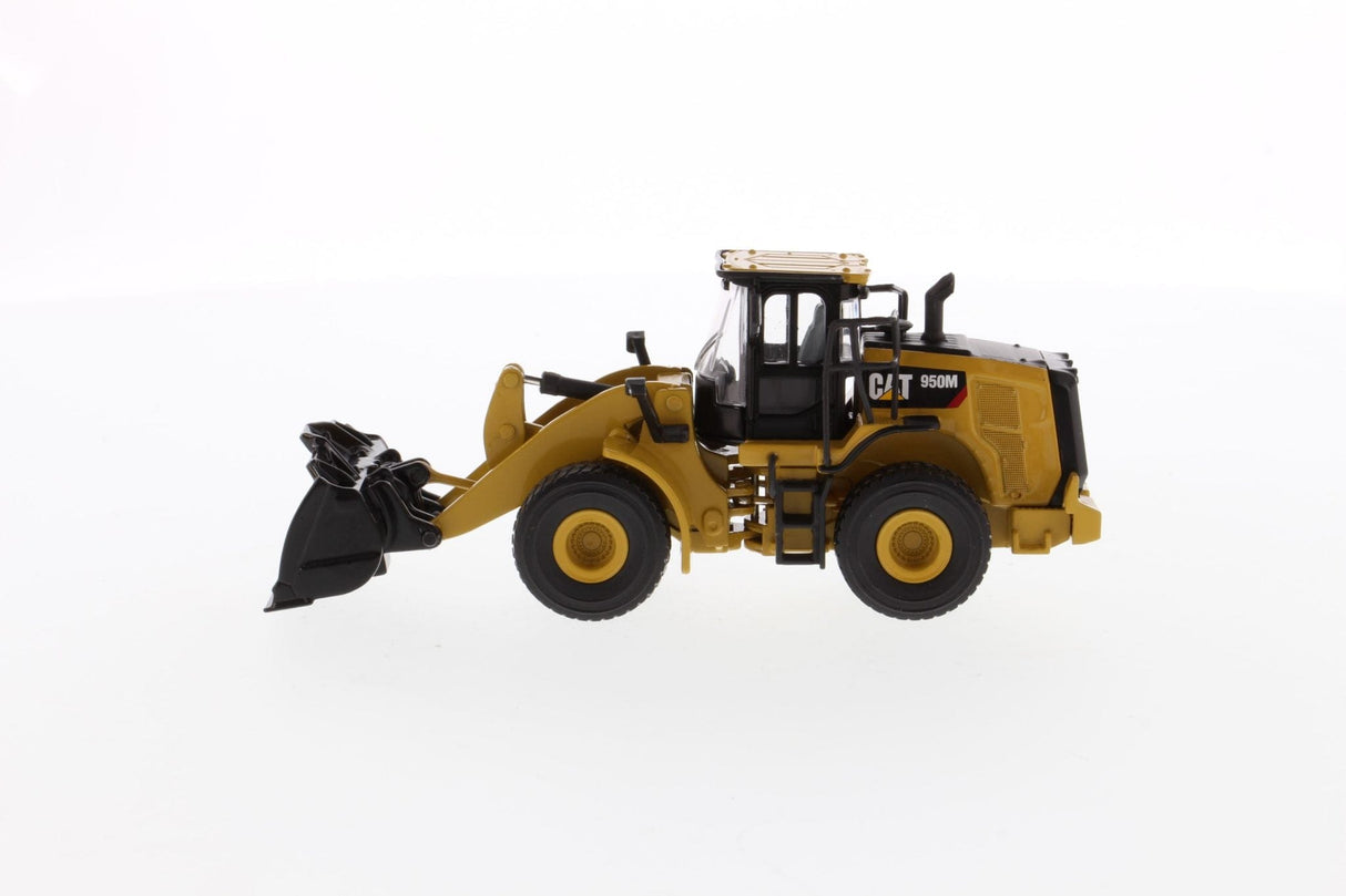 Cat 1/64 950M Wheel Loader Diecast Model