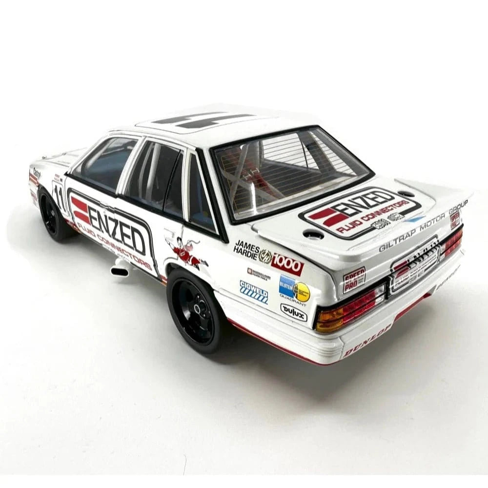Classic Carlectables 18785 1/18 Holden VK Commodore 1986 Bathurst Car - Hobbytech Toys
