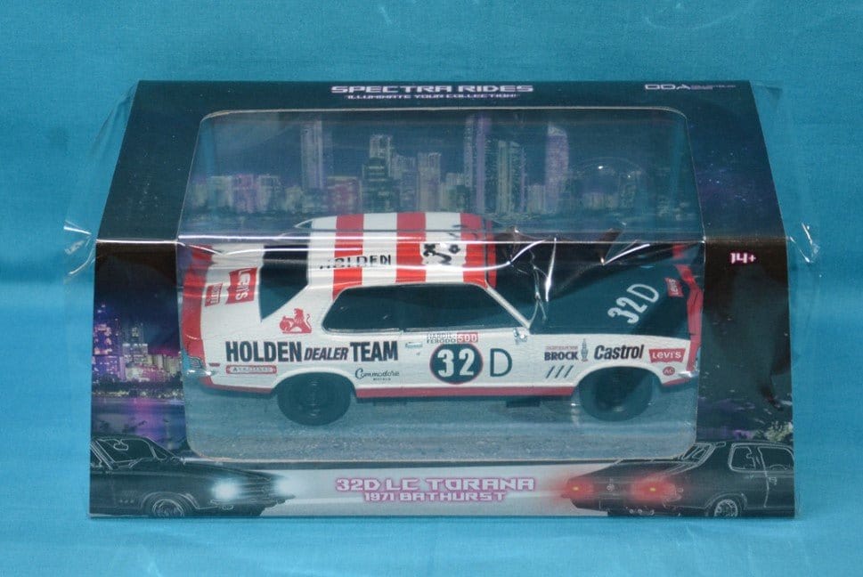 DDA 1/24 No.32D Brock LC Torana Spectra Rides Light Up - Prebuilt Plastic Model - Hobbytech Toys