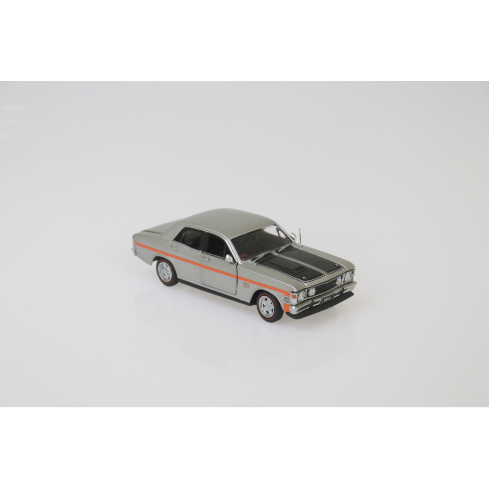 DDA 1/32 Silver Fox w/Orange Stripes XW GTHO Ford Diecast Model