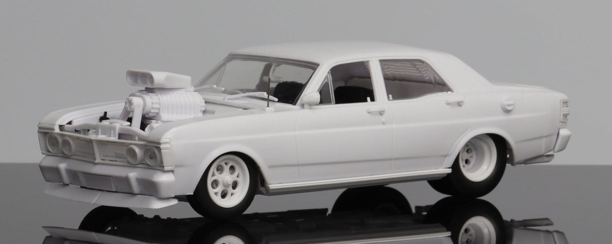 DDA 243K 1/24 Ford XY Falcon GTHO Custom Plastic Model Kit - Hobbytech Toys