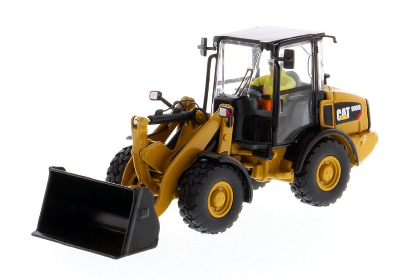 Diecast Masters 1/50 Cat 906M Compact Wheel Loader