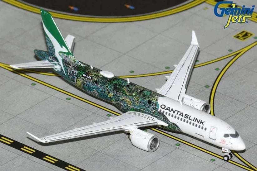Gemini Jets 1/400 QantasLink A220 - 300 VH - X4A - Minyma Kutjara Tjukurpa Green Diecast Model - Hobbytech Toys