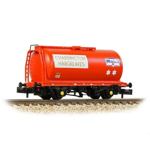 Graham Farish 373 - 790 N Scale BR 45T Class B TTA Tank Wagon Charrington Hargreaves/Mobil Red - Hobbytech Toys