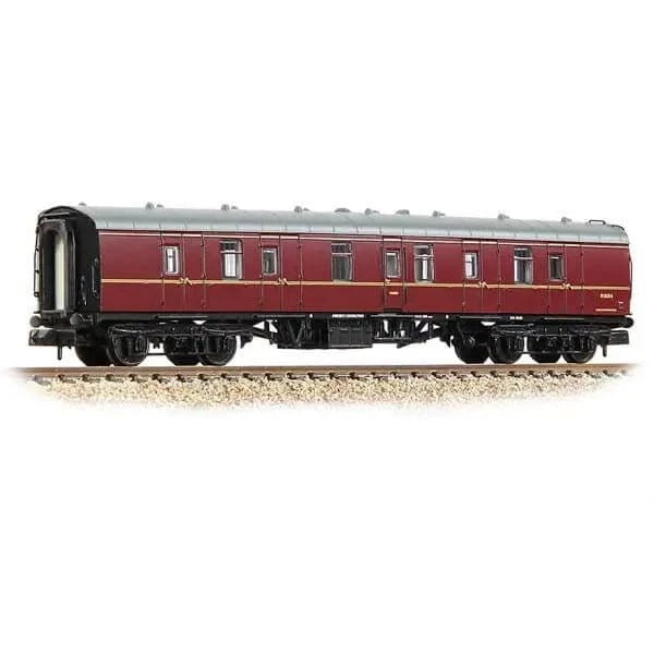 Graham Farish 374 - 036C N Scale BR Mk1 BG Brake Gangwayed BR Maroon - Hobbytech Toys