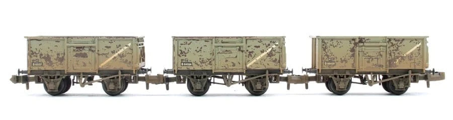 Graham Farish 377 - 235B N BR 16T Steel Mineral Wagons with Top Flap Doors - 3 Pack - Weathered - Hobbytech Toys