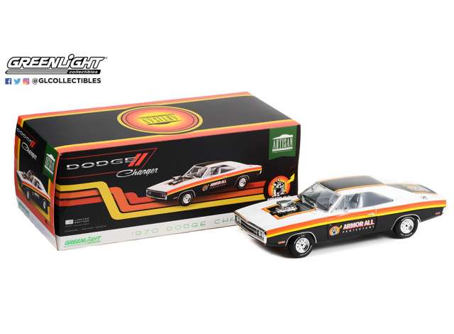 Greenlight 1/18 Armor All 1970 Dodge Charger w/Blown Engine** - Hobbytech Toys
