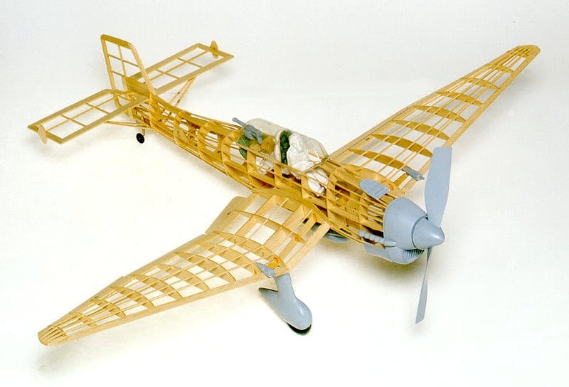 Guillows Stuka Balsa Plane Model Kit - Hobbytech Toys