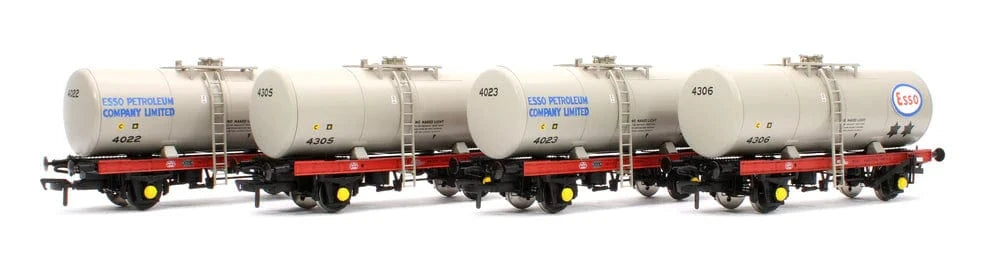 Heljan OO Scale Tank Wagon ESSO Grey Branded/Unbranded A Tank (4 Pack)
