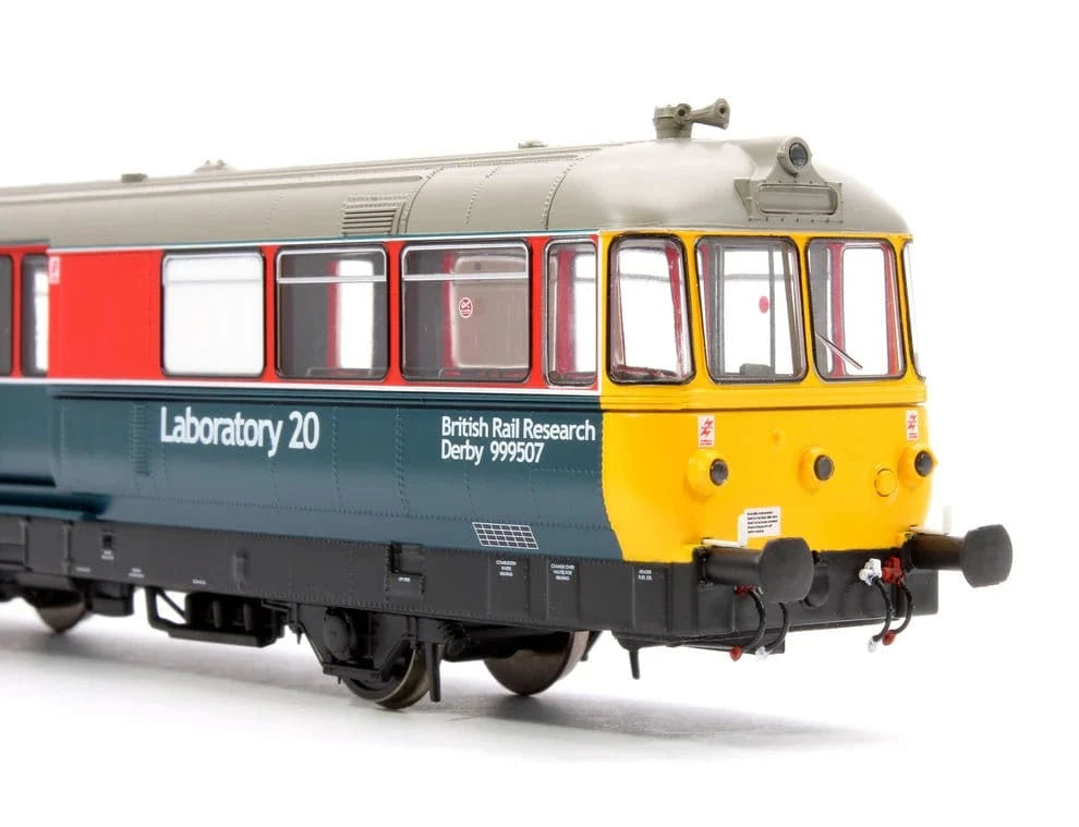 Heljan OO Scale Waggon & Maschinenasu Diesel Railbus Red/Blue - DC - Hobbytech Toys