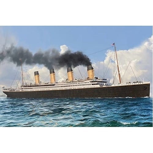 HobbyBoss 83420 1/700 Titanic Plastic Model Kit - Hobbytech Toys