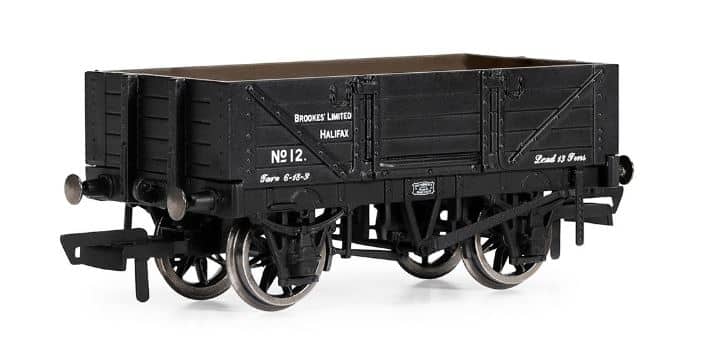 Hornby R60190 OO Scale 4 Plank Wagon Brookes Limited - Era 3 - Hobbytech Toys