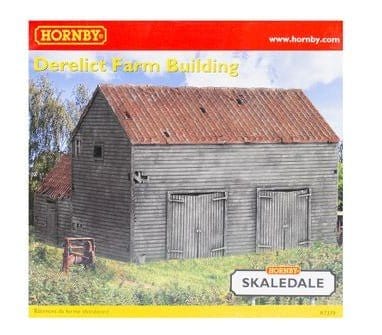 Hornby R7379 OO Scale Derelict Farm Building - Hobbytech Toys