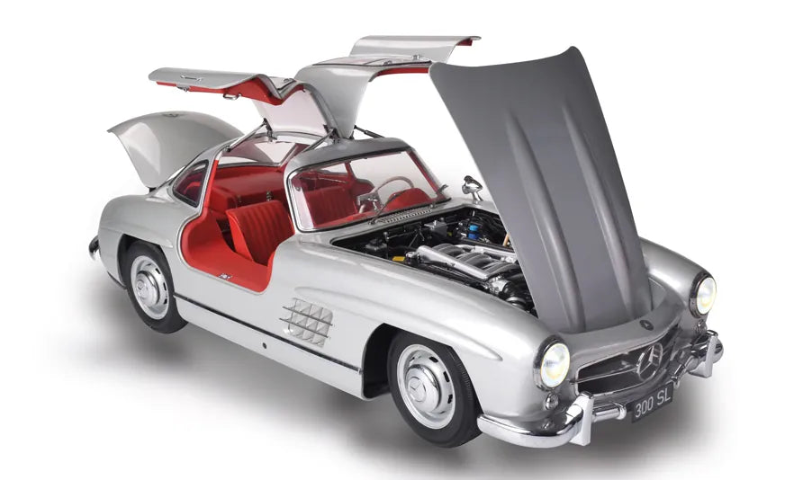 IXO Collections 1/8 Mercedes-Benz 300 SL (Silver) Full Kit