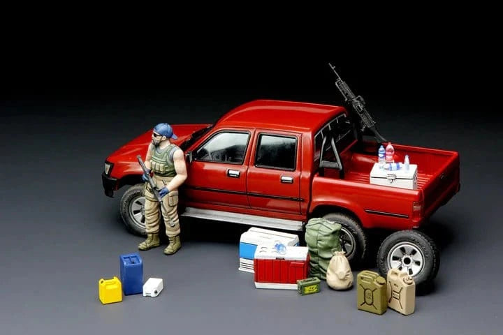 Meng 1/35 Pick Up w/equipment Plastic Model Kit - Hobbytech Toys