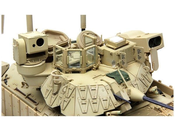 Meng 1/35 U.S. Infantry Fighting Vehicle M2A3 Bradley w/Busk III Plastic Model Kit - Hobbytech Toys