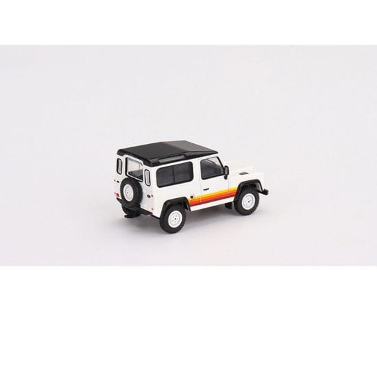 Mini GT 1/64 Land Rover Defender 90 Wagon White Diecast Model Car