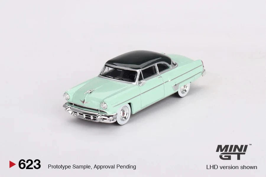 Mini GT 1/64 Lincoln Capri 1954 Parklane Green Diecast Model Car