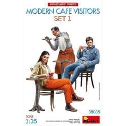 MiniArt 1/35 Modern Cafe Visitors Set #1 – MA38085