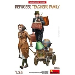 MiniArt 1/35 Refugees Teachers Family – MA38086