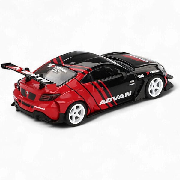 MiniGT 1/64 Toyota GR86 HKS Type R Advan 2022 Tokyo Auto Salon