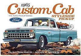 Moebius MOE1234 1/25 1965 Ford F-100 Custom Cab model kit