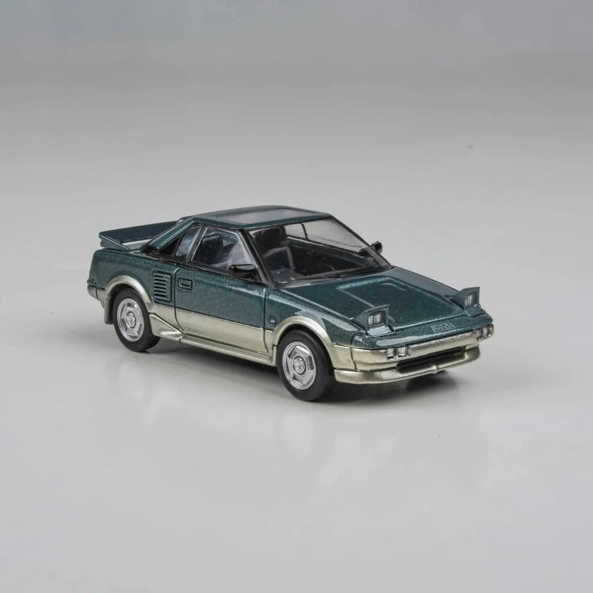Para64 1/64 Toyota MR2 MK1 Green/Gold RHD Diecast Model Car