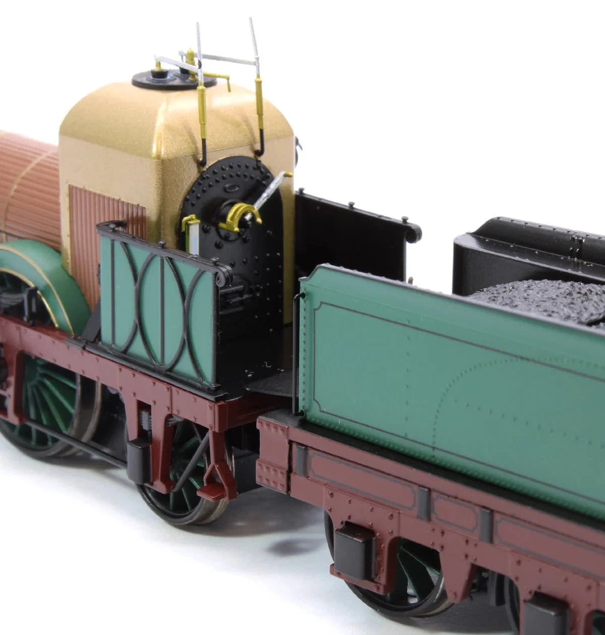 Rapido UK 913501 OO Liverpool & Manchester Railway 0 - 4 - 2 Lion Locomotive (1930 Condition) - DCC/Sound - Hobbytech Toys