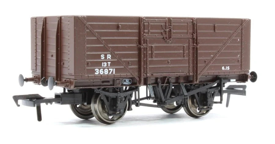 Rapido UK 940017 Southern Railway 8 Plank Open Wagon D1379 SR Brown - Hobbytech Toys