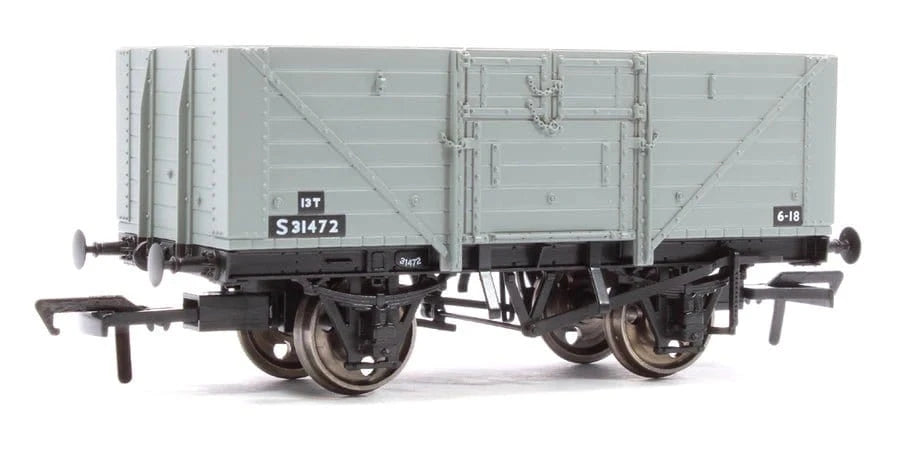 Rapido UK 940024 Southern Railway 8 Plank Open Wagon D1379 BR Grey - Hobbytech Toys