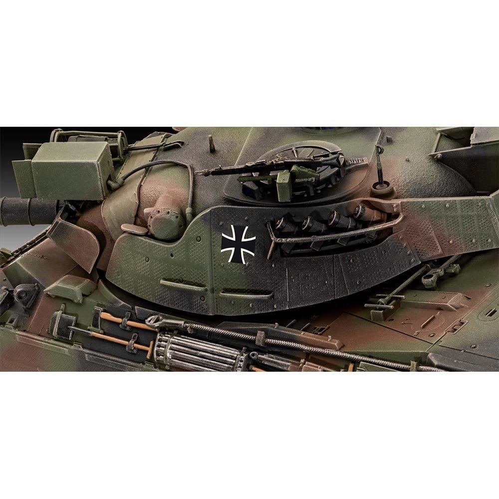 Revell 05656 1/35 Geschenkset Leopard 1 A1A1 - A1A4 Plastic Model Kit - Hobbytech Toys