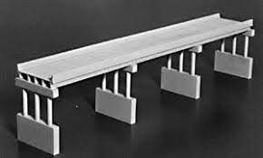 Rix 113 HO Modern Highway Overpass - Kit - 150ft Scale w/4 Piers