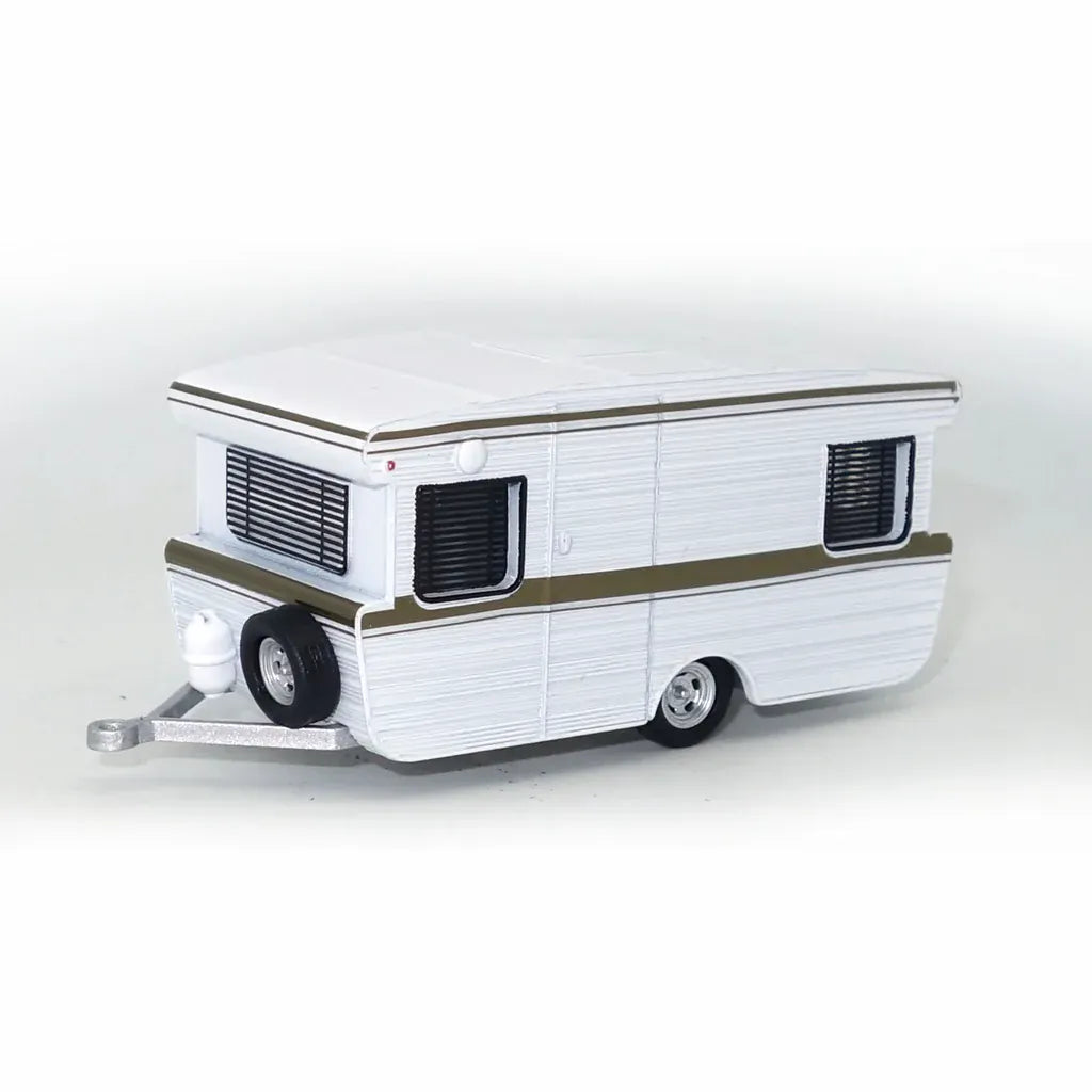 Road Ragers 1/64 1967 Viscount Alumvan Caravan