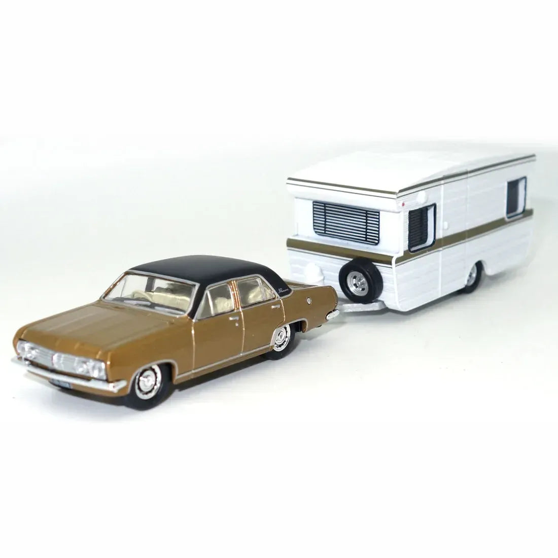 Road Ragers 1/64 1968 HR Premier Sedan and Caravan Set