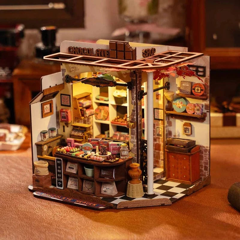 Robotime DIY Mini House Henrys Chocolate Kit