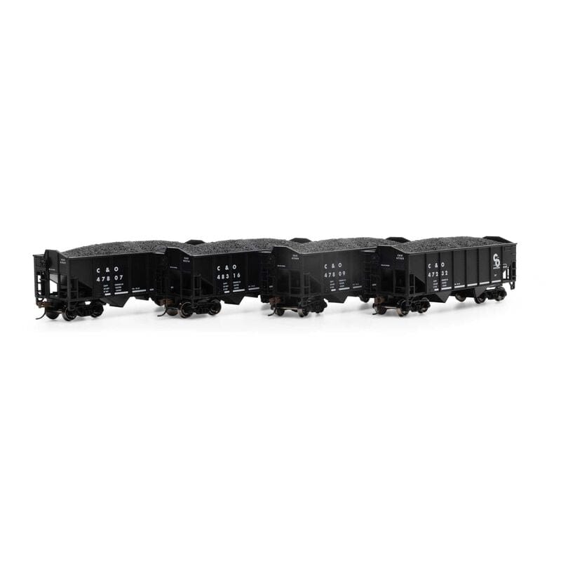 Roundhouse HO Scale 34ft 2-Bay Rib Side HO Scale Hopper w/Load, C&O #1 (4)
