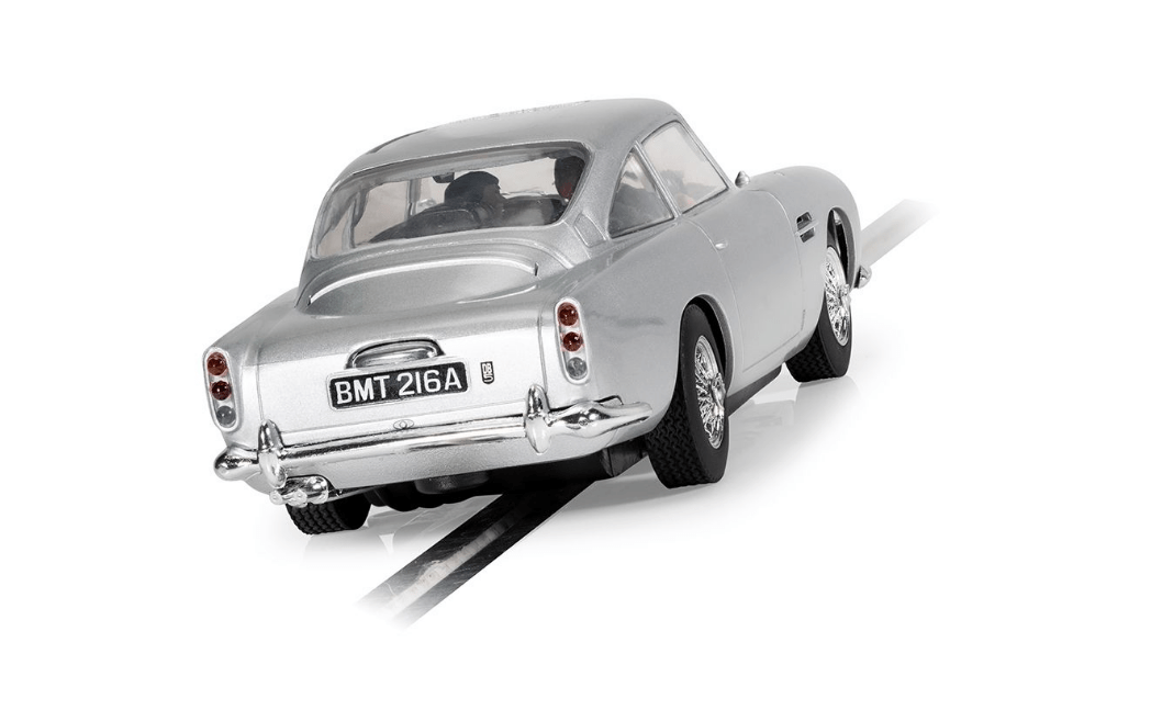 Scalextric 4436 James Bond Aston Martin DB5 - Goldfinger - Hobbytech Toys