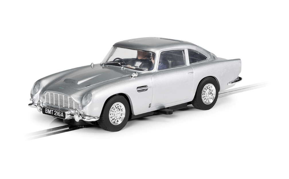 Scalextric 4436 James Bond Aston Martin DB5 - Goldfinger - Hobbytech Toys