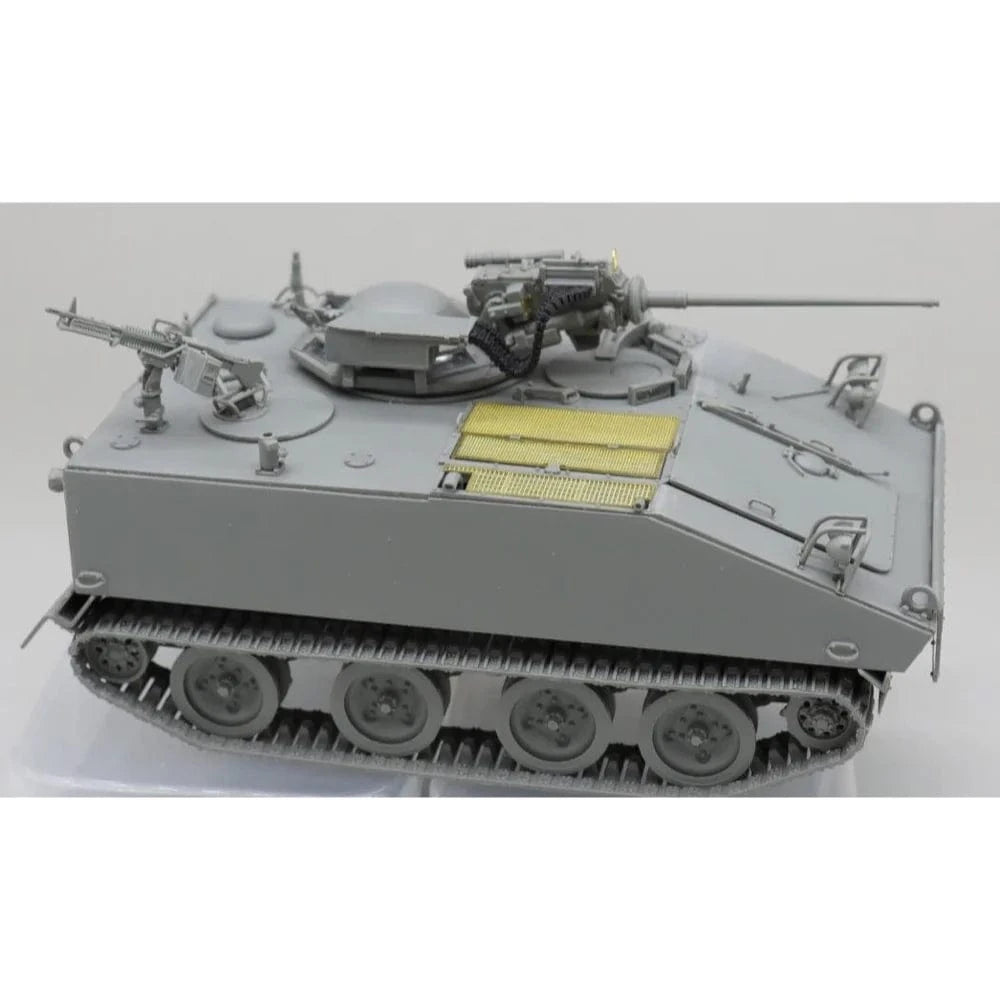 Takom 2149 1/35 M114 A1E1 CRV Plastic Model Kit - Hobbytech Toys