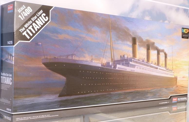 Academy 1/400 The White Star Liner Titanic Mcp Plastic Model Kit Academy PLASTIC MODELS