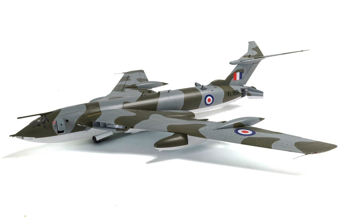 Airfix A12008 1/72 Handley Page Victor B.2 Plastic Model Kit - Hobbytech Toys